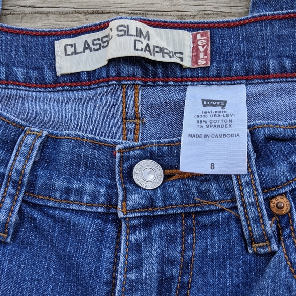 ⭐LEVI'S Vintage Orange Tab Cropped Jeans⭐ - Picture 2 of 3